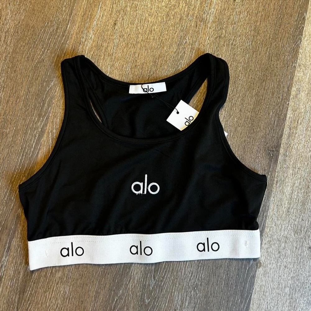 Alo Yoga Black Sports Bra & Leggings Set Workout Set
